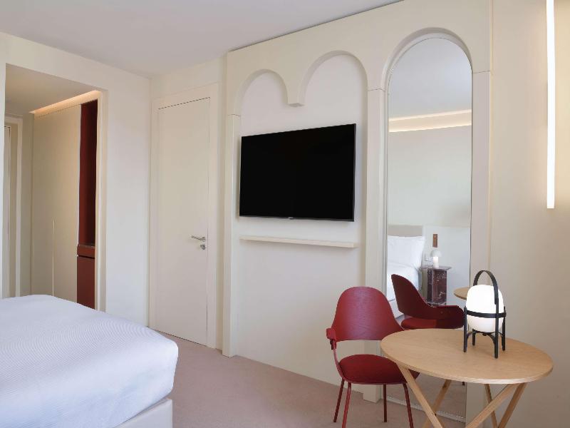 Doubletree By Hilton Ben Guerir Hotel & Residences - Oda