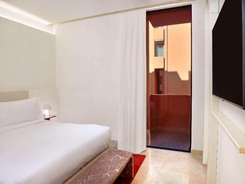 Doubletree By Hilton Ben Guerir Hotel & Residences - Oda