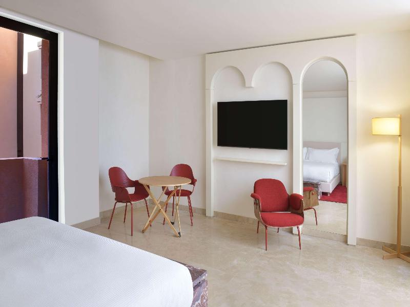 Doubletree By Hilton Ben Guerir Hotel & Residences - Oda