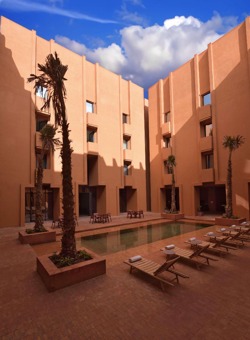 Doubletree By Hilton Ben Guerir Hotel & Residences - Havuz
