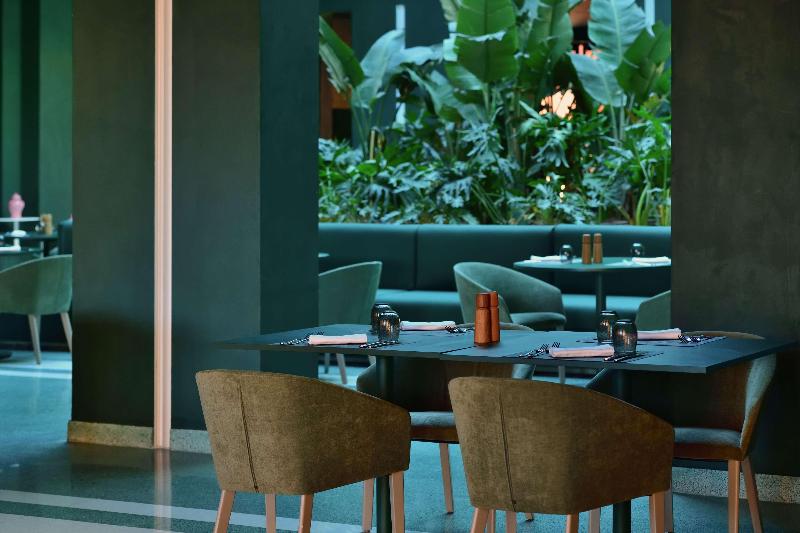 Doubletree By Hilton Ben Guerir Hotel & Residences - Restoran