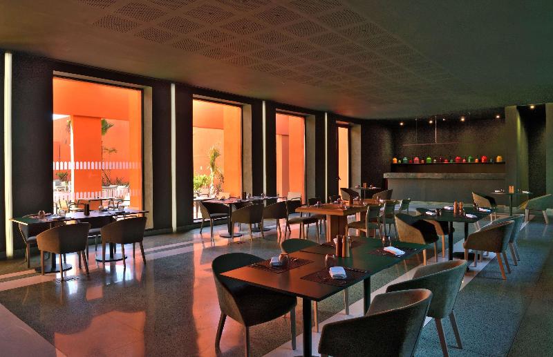 Doubletree By Hilton Ben Guerir Hotel & Residences - Restoran