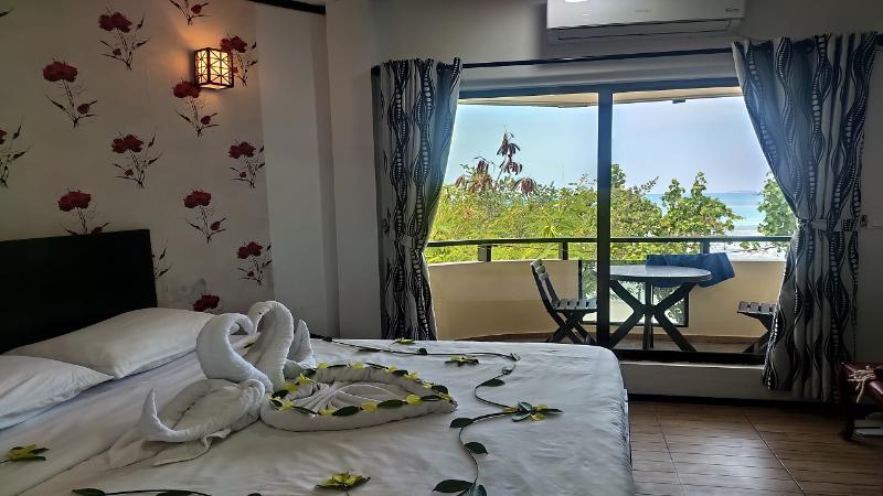 Crown Beach Hotel - Oda