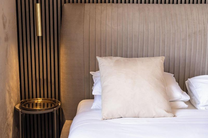 LE REVE DE NAIM Firenze - Oda