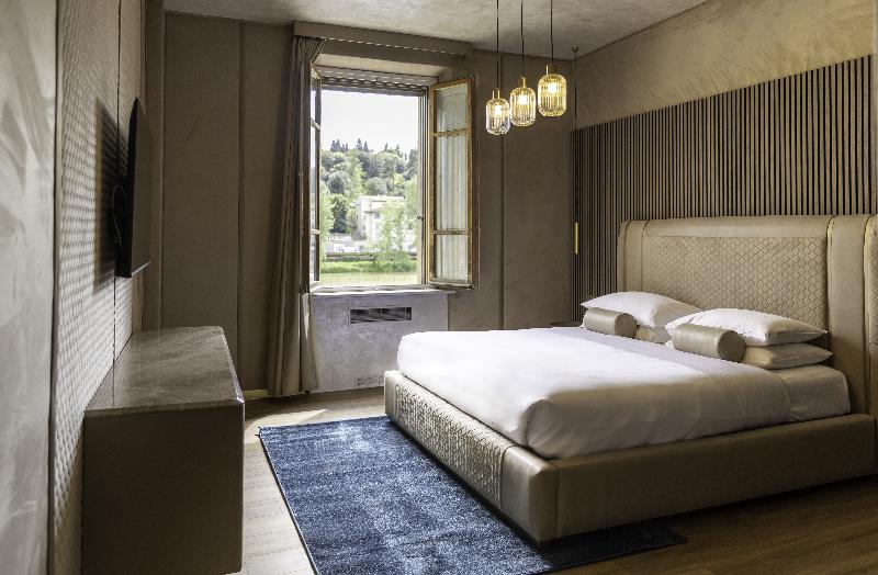 LE REVE DE NAIM Firenze - Oda