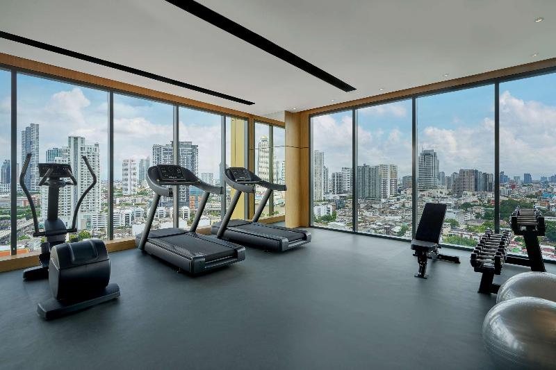 Hilton Garden Inn Bangkok Riverside - Aktivite