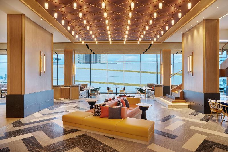 Hilton Garden Inn Bangkok Riverside - Restoran