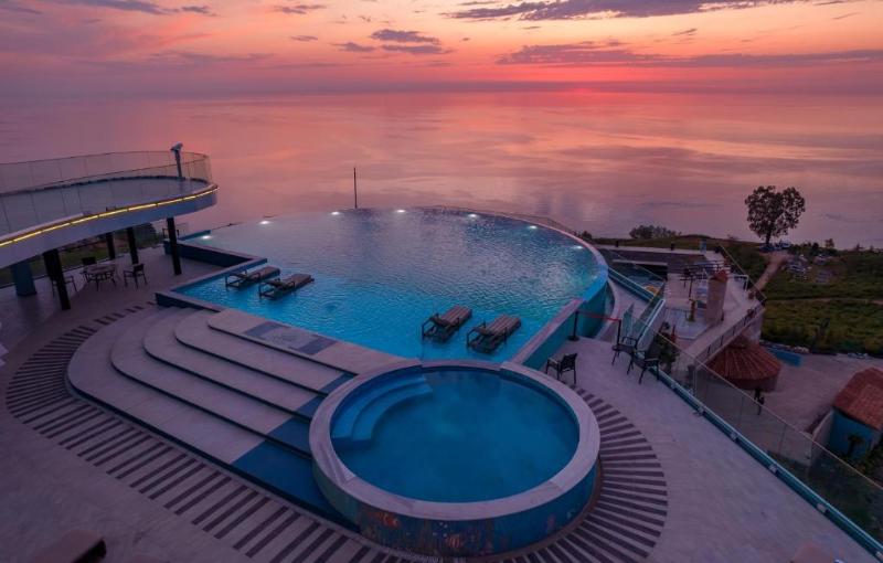 Litz Resort Batumi - Havuz