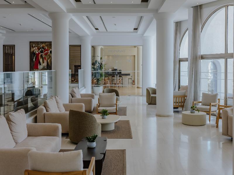 Golden Coast Beach Hotel - Lobi