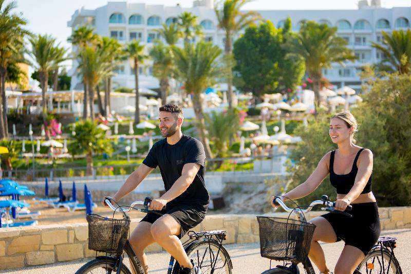 Golden Coast Beach Hotel - Aktivite