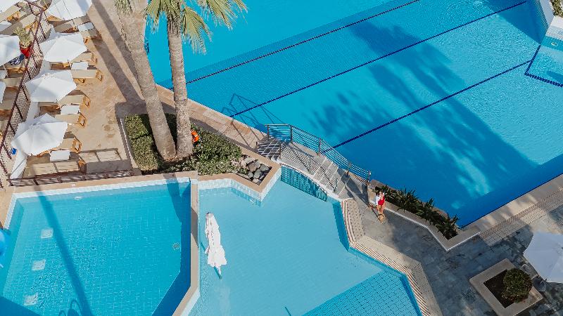 Golden Coast Beach Hotel - Genel