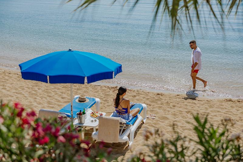 Golden Coast Beach Hotel - Plaj