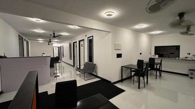 Sunset Beach Stay - Lobi