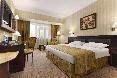 Ramada Hotel & Suites Bucharest North oda fotoğrafı