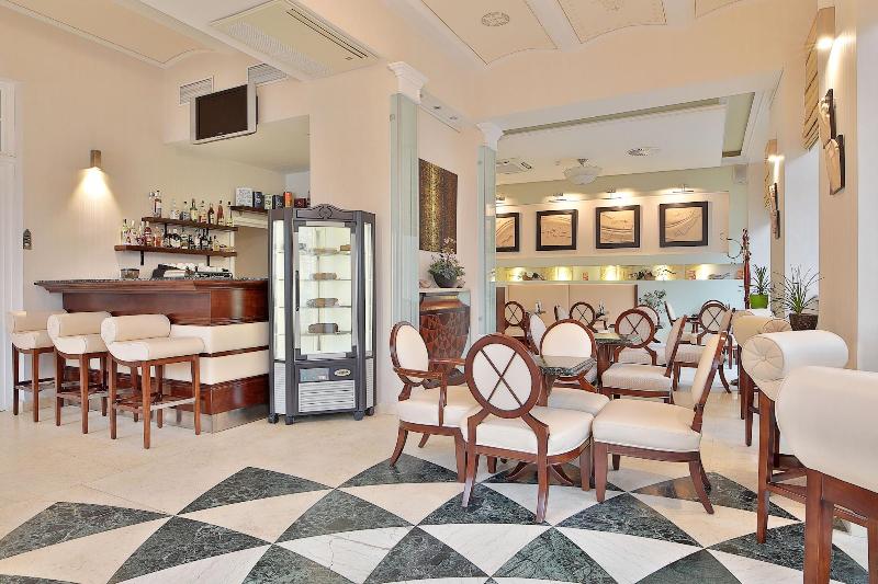 Sun Palace Wellness Hotel - Lobi