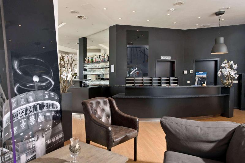 Days Inn Dessau - Lobi