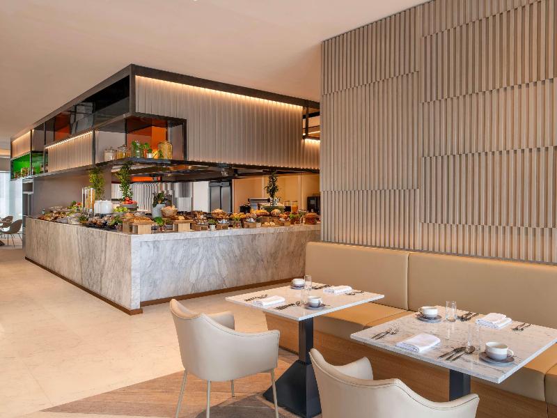 Novotel Riyadh Sahafa - Restoran