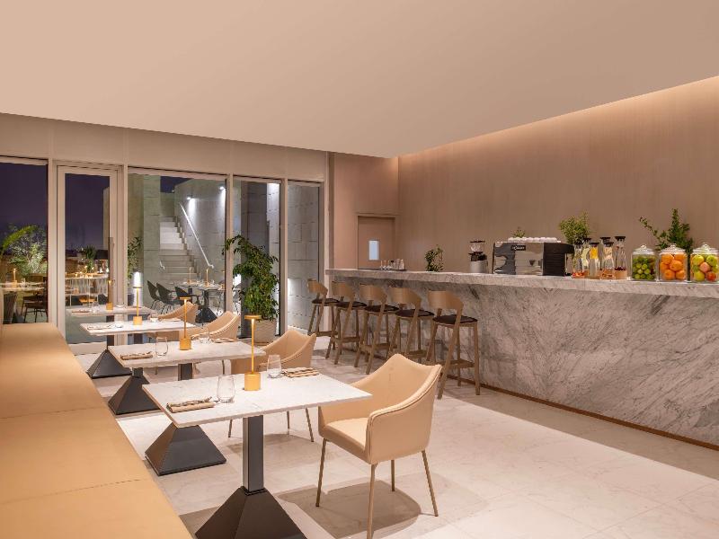 Novotel Riyadh Sahafa - Restoran
