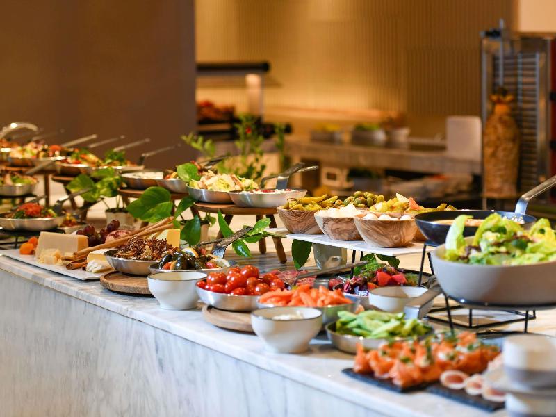 Novotel Riyadh Sahafa - Restoran