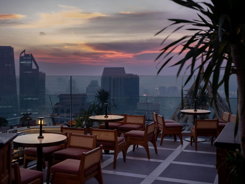 Dusit Thani Bangkok - Bar
