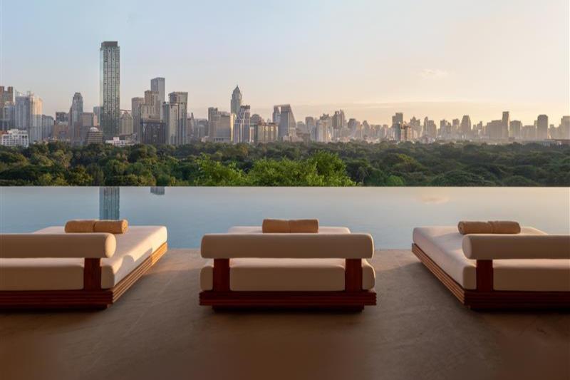 Dusit Thani Bangkok - Havuz