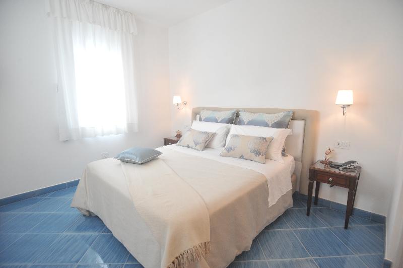 Core Amalfitano City Suites - Oda