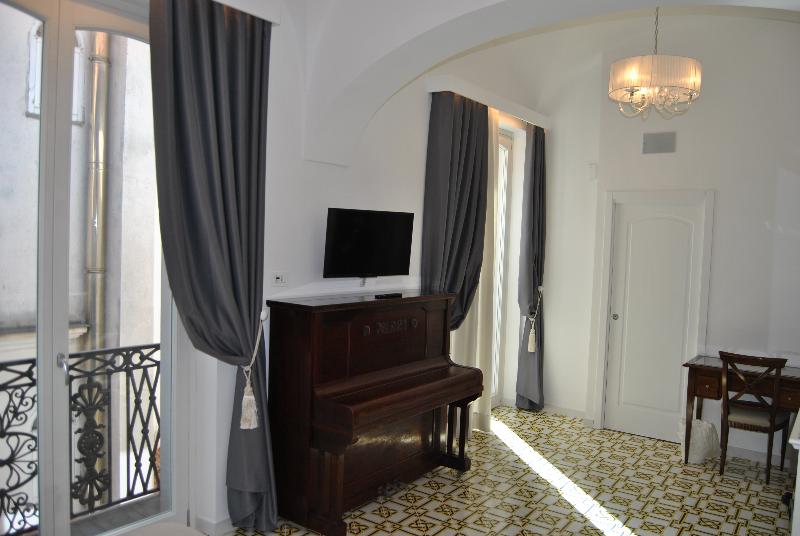 Core Amalfitano City Suites - Oda