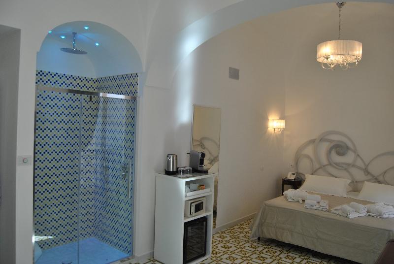 Core Amalfitano City Suites - Oda