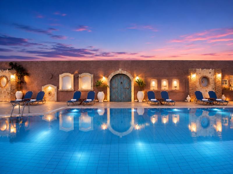 Golden Bay Apartments-Garden Haven - Genel