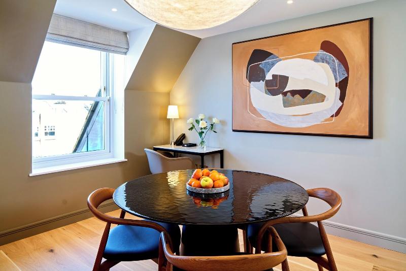 Cheval Phoenix House - Oda