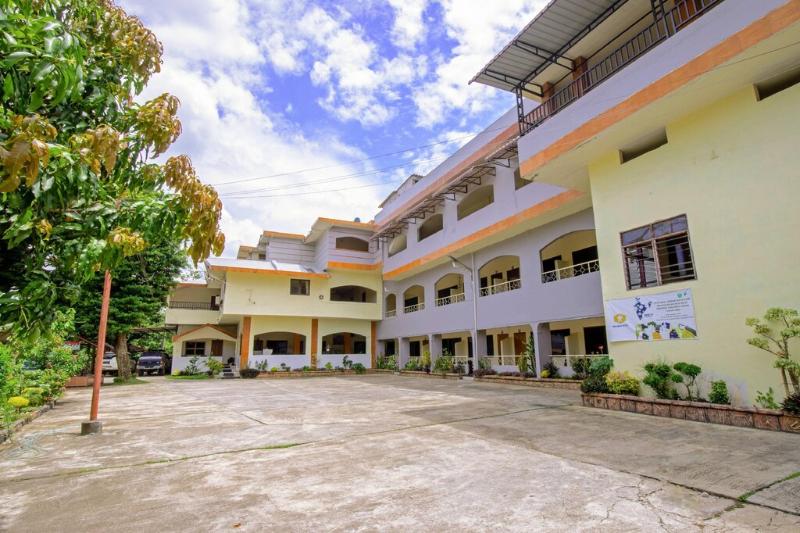 Malibou Hotel Medan By Zuzu - Lobi