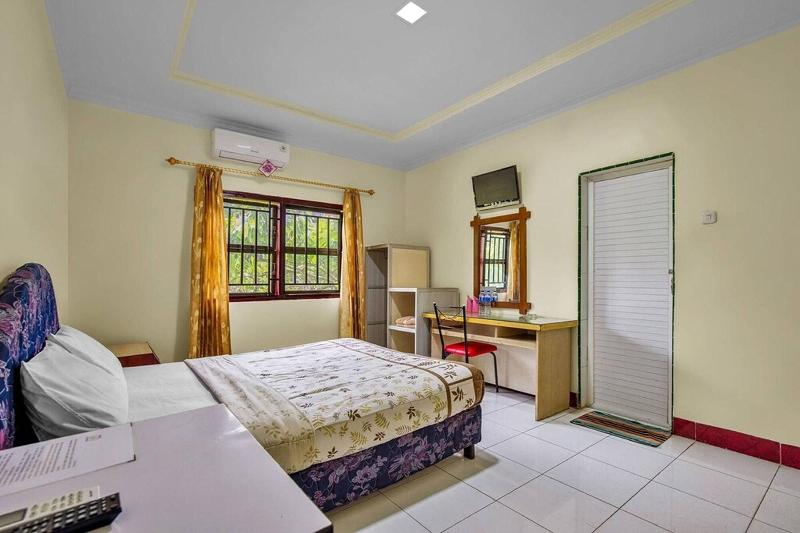 Malibou Hotel Medan By Zuzu - Oda