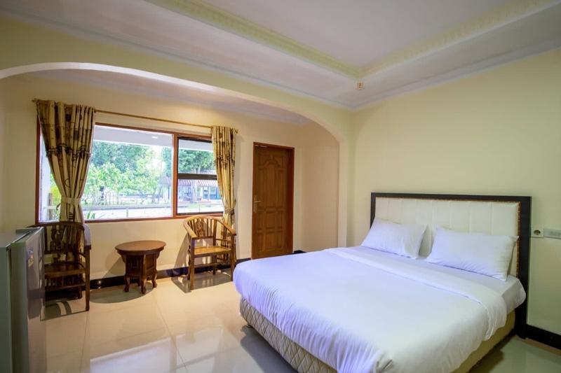Malibou Hotel Medan By Zuzu - Oda