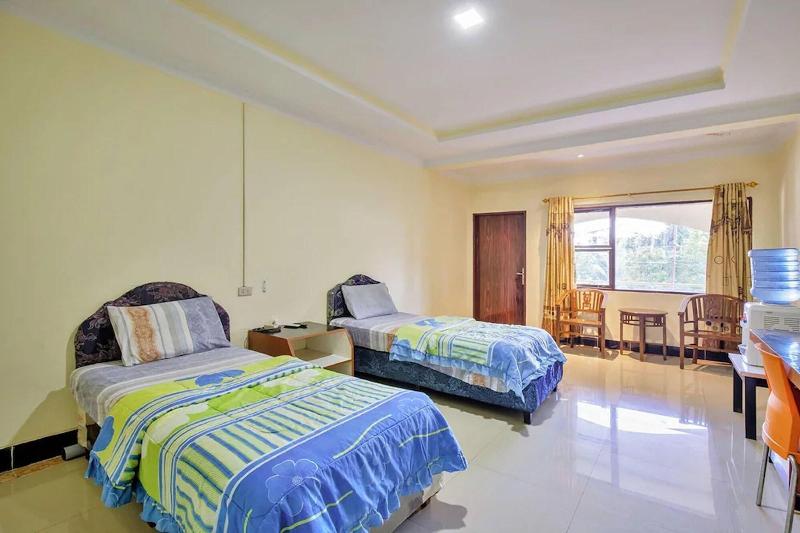 Malibou Hotel Medan By Zuzu - Oda