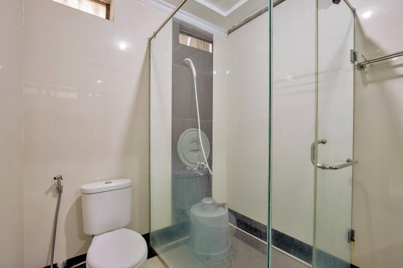Malibou Hotel Medan By Zuzu - Oda