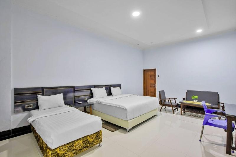 Malibou Hotel Medan By Zuzu - Oda