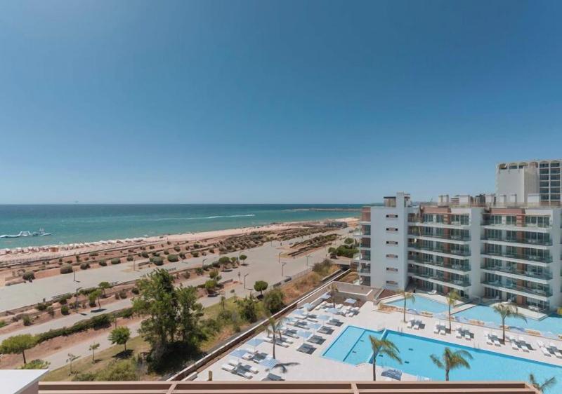 Dom Pedro Residences - Genel