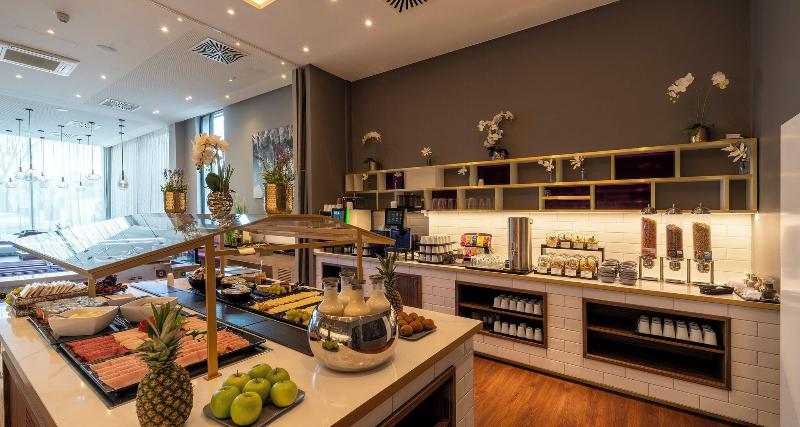 Plaza Premium Muenchen - Restoran