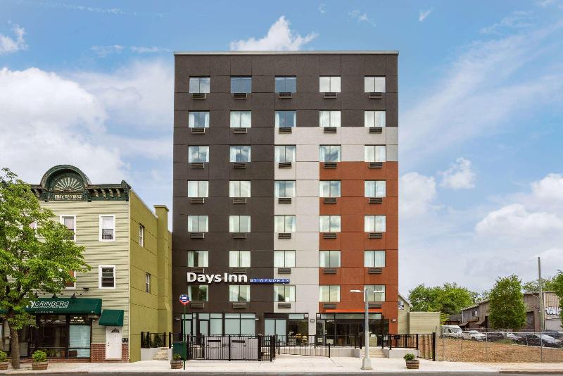 Days Inn By Wyndham Staten Island - Genel