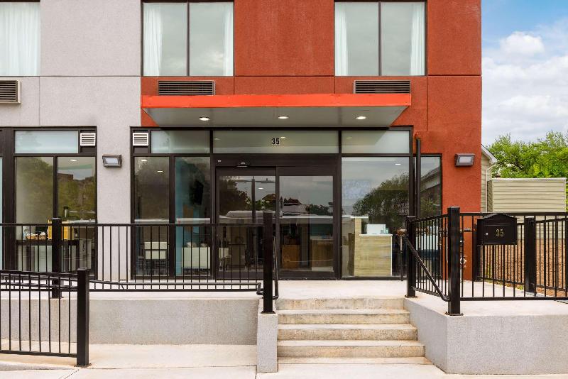 Days Inn By Wyndham Staten Island - Genel