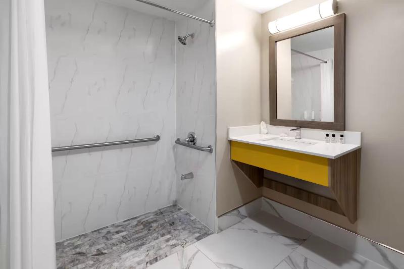 Days Inn By Wyndham Staten Island - Oda