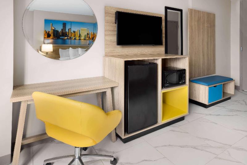 Days Inn By Wyndham Staten Island - Oda