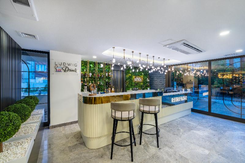 Lexia Hotels - Lobi