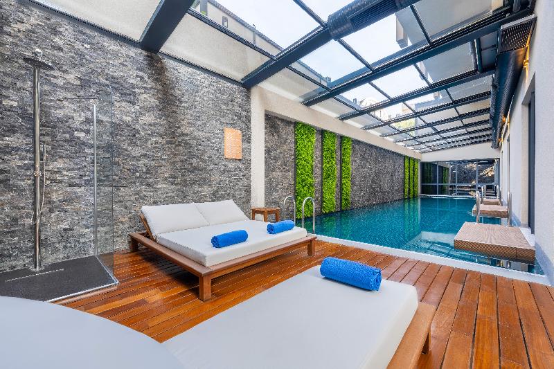 Lexia Hotels - Havuz