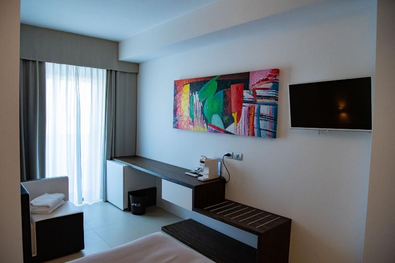 White Hotel Vieste - Oda