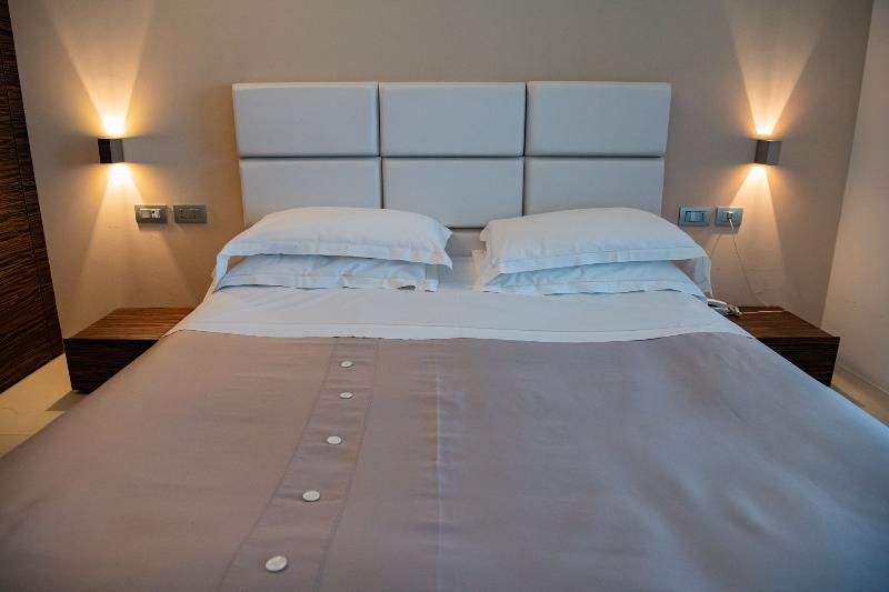White Hotel Vieste - Oda
