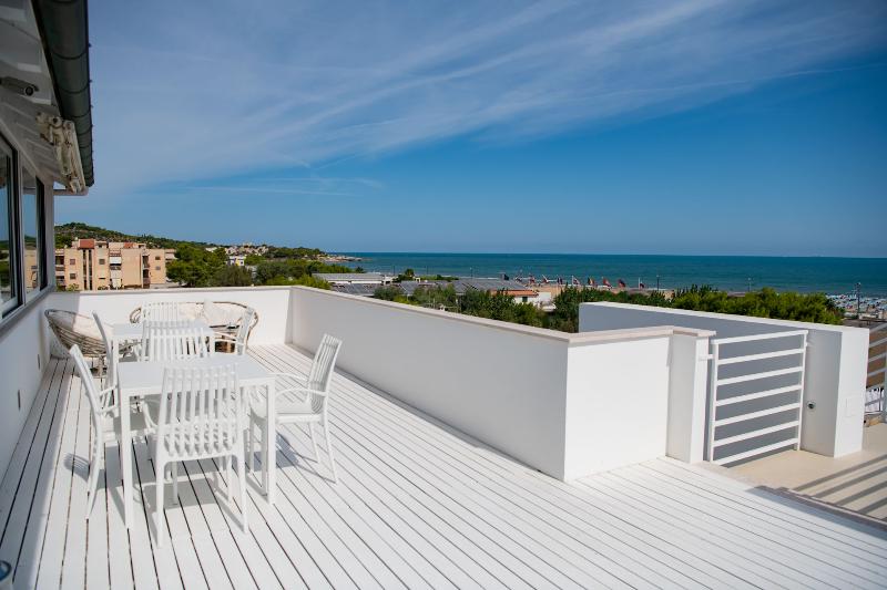 White Hotel Vieste - Teras