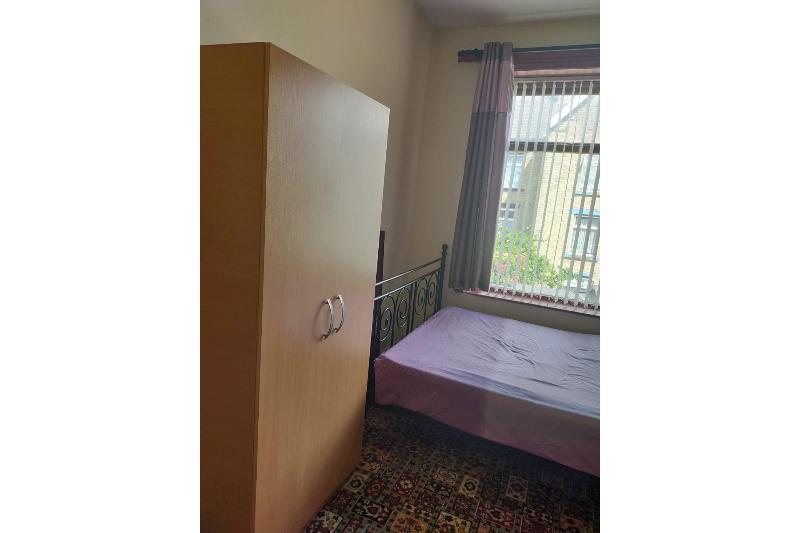 Paradise Apartment- Female Only - Oda