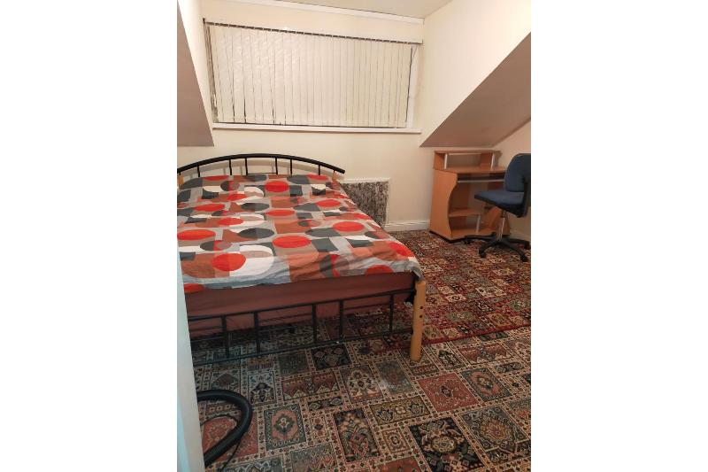 Paradise Apartment- Female Only - Oda