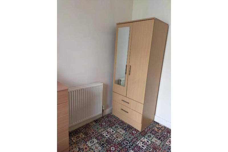 Paradise Apartment- Female Only - Oda